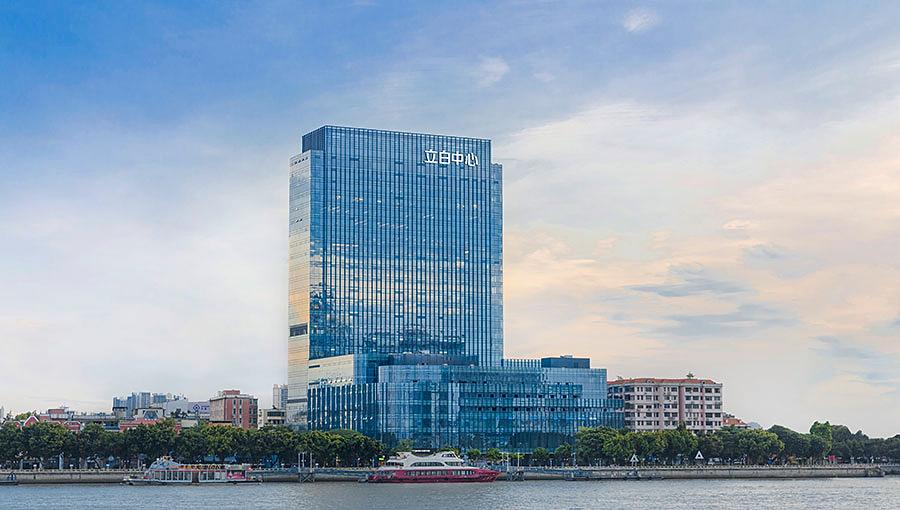 广州立白企业集团品牌vi及logo设计-力英品牌设计顾问公司